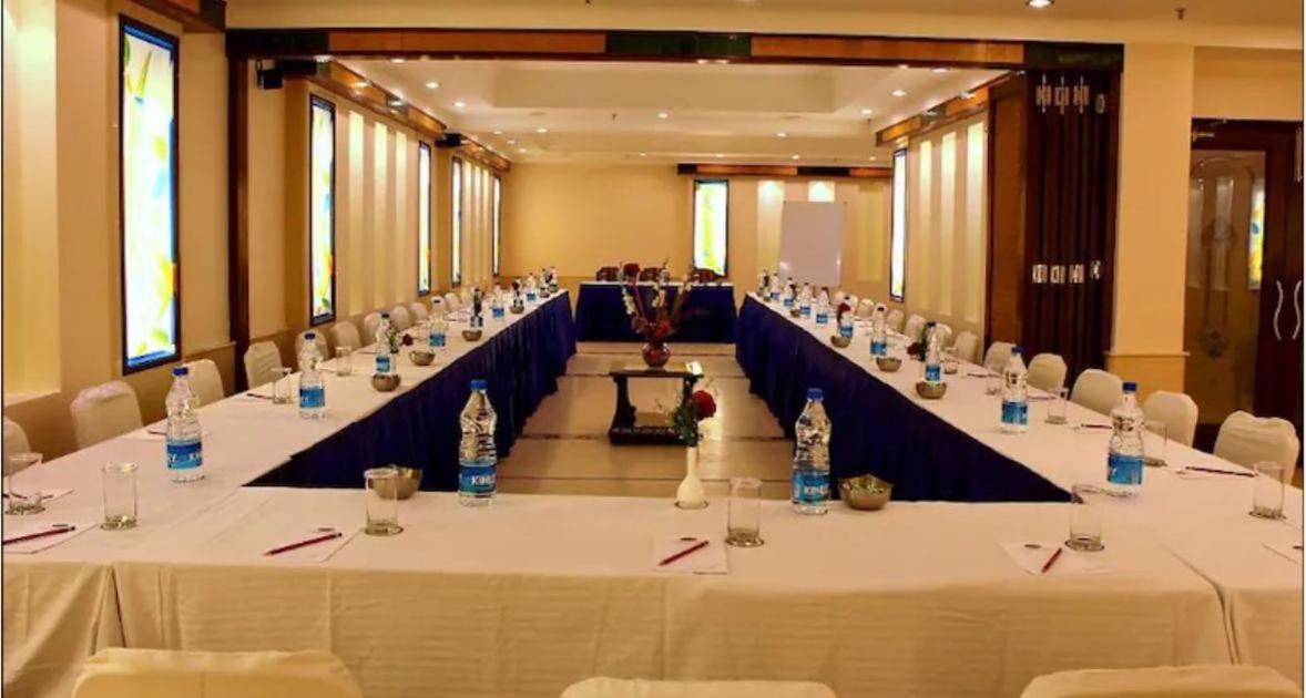 Hotel Florence Inn, Karol Bagh, New Delhi, 2 Min From Metro Exteriör bild