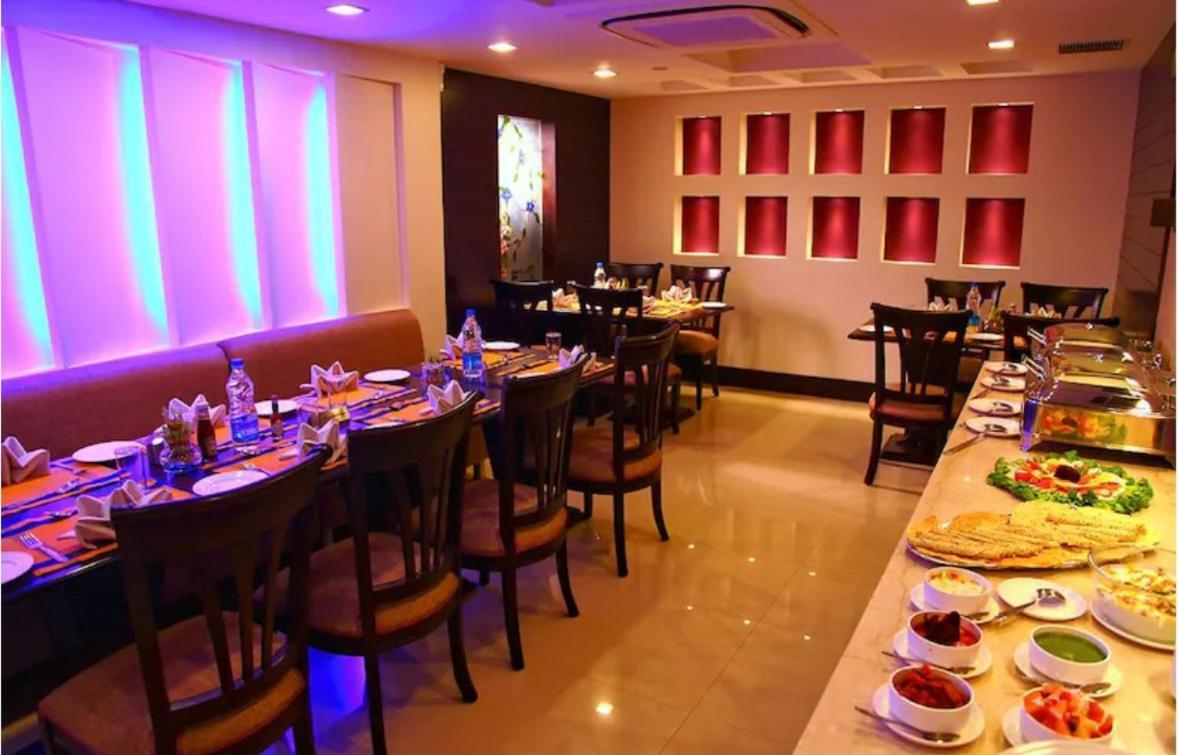 Hotel Florence Inn, Karol Bagh, New Delhi, 2 Min From Metro Exteriör bild